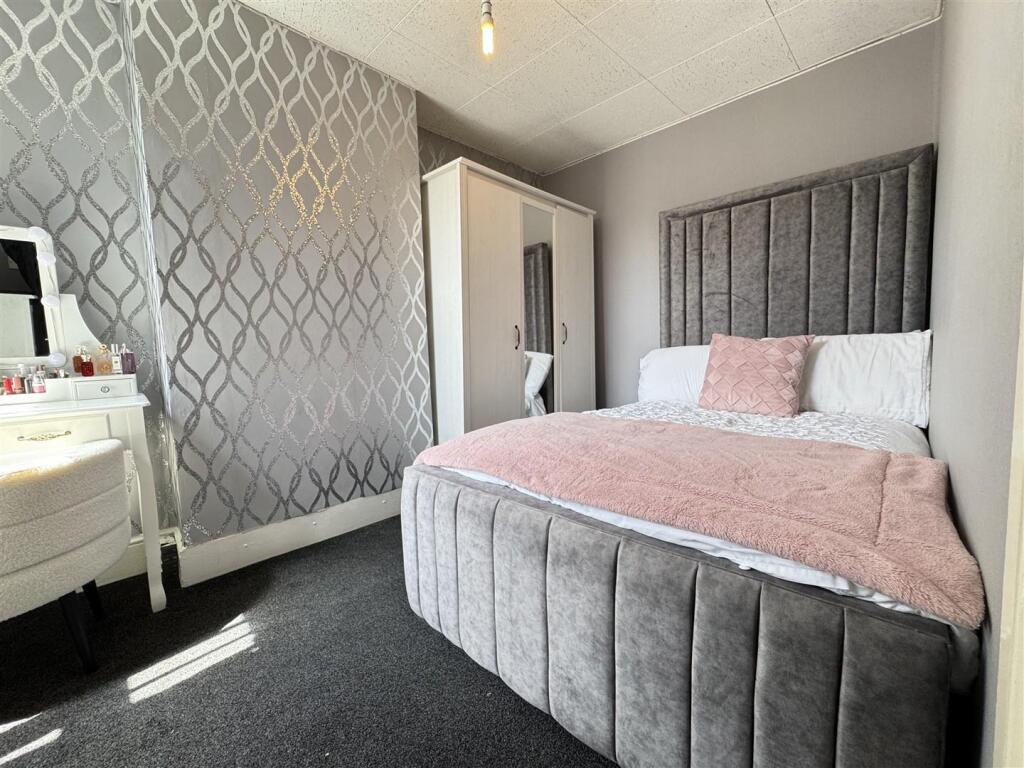 IMG_5460 (Large).JPG