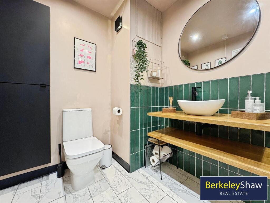 Bathroom (2)