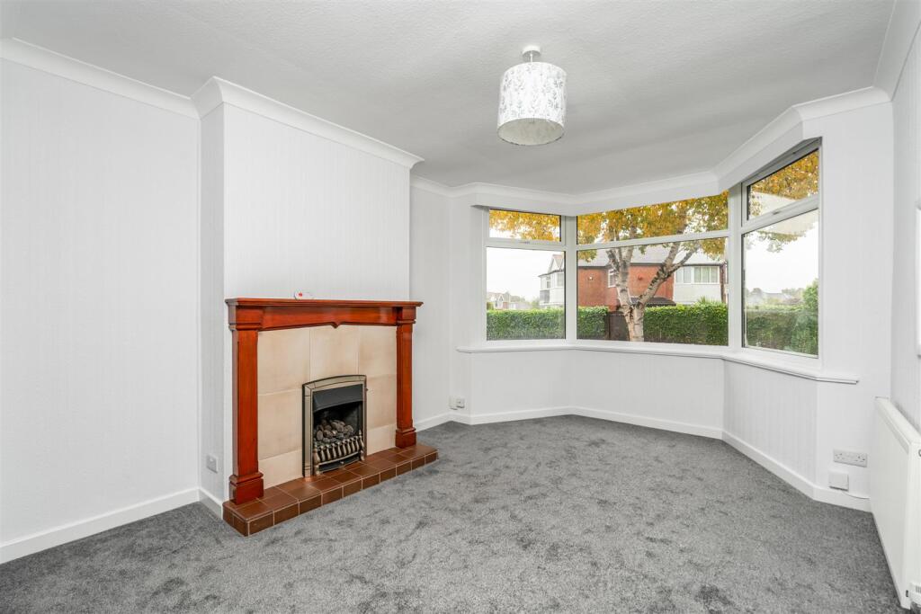 6 Hatchford Avenue-2_lo.jpg