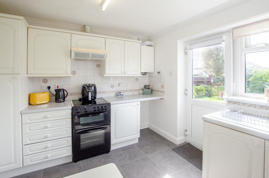 8 Wingfield TPS Bodmin 01208 74182-04