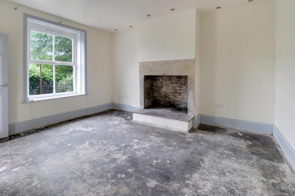 New_Pic_Living_Room