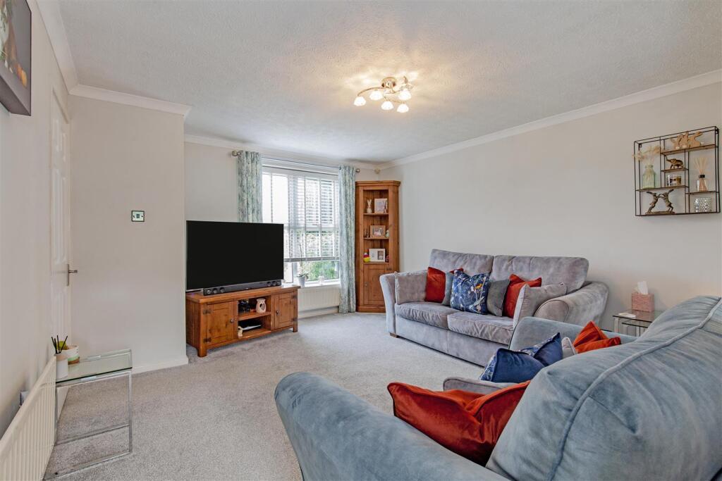 Reception Room-4.jpg