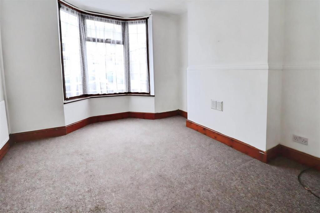 f3c1a00d-St 2010.jpg