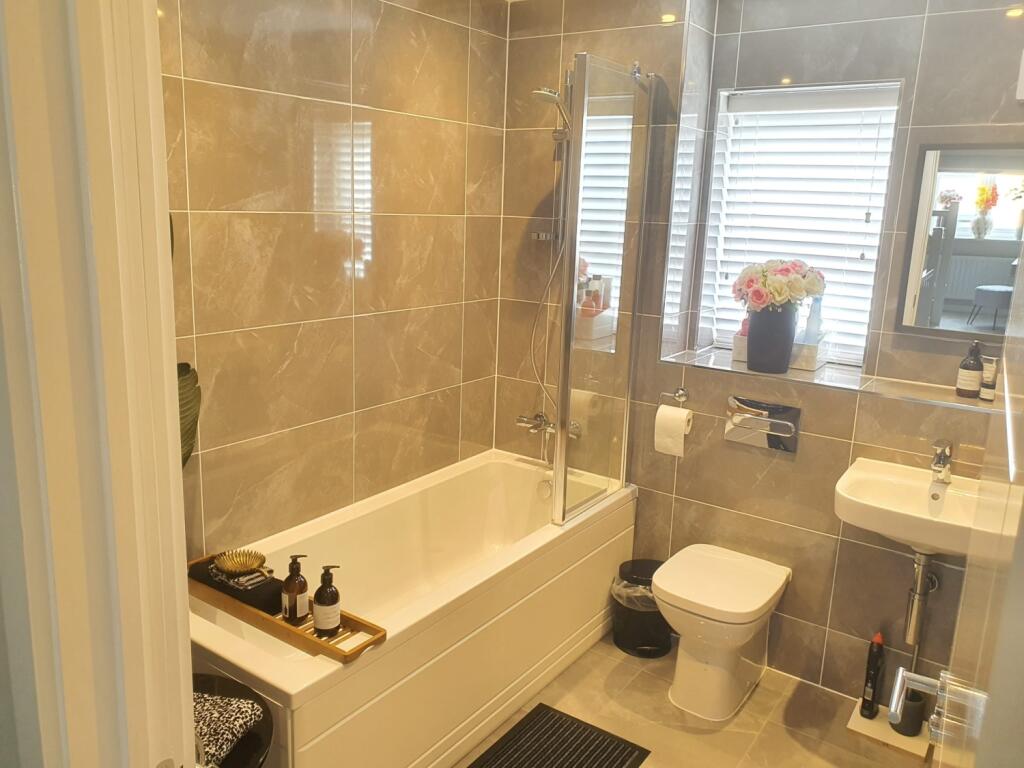 20250726_125942000_iOS 2