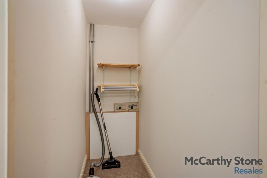 Storage cupboard