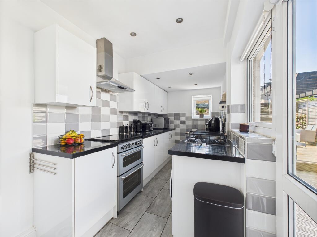 CAM05192G0-PR0070-STILL002