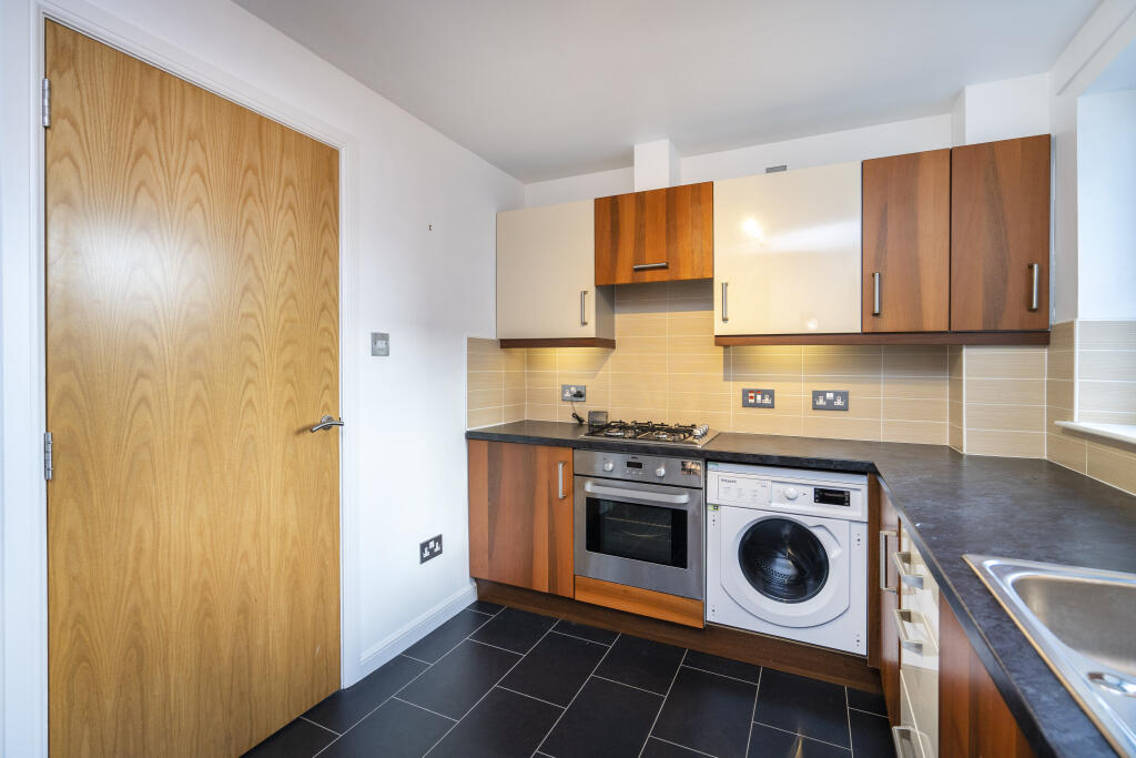 6 (14) Papermill Wynd, Edinburgh