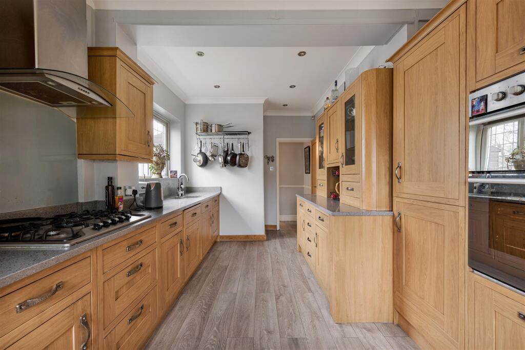 Whitehall Road E4