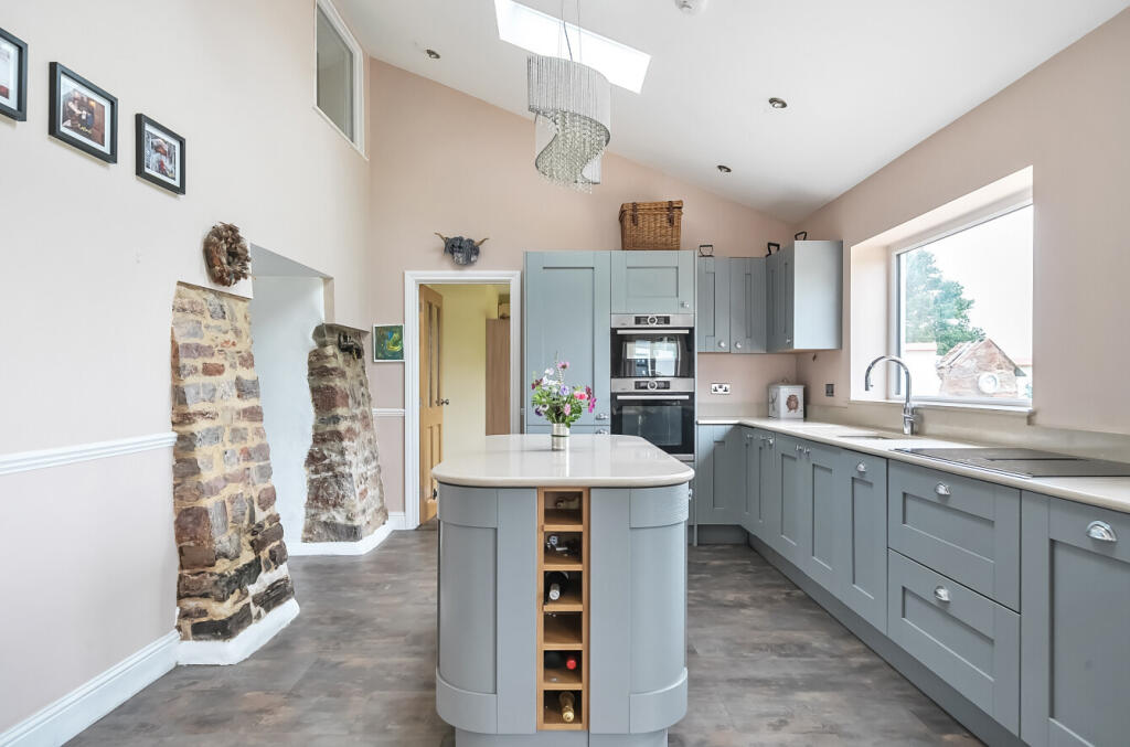 1313973-18-6862a7...