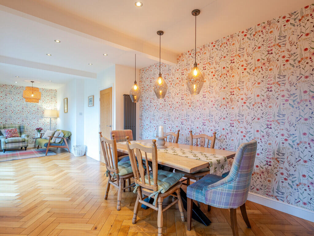 1371327-32-68f9f8...