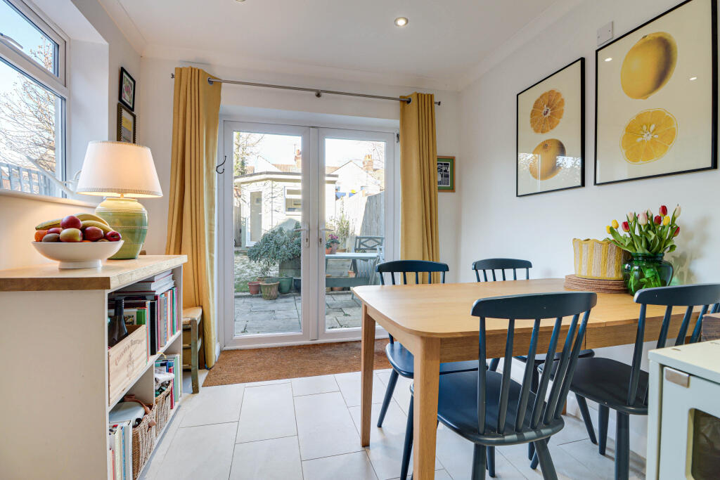 Kitchen/Breakfast Room