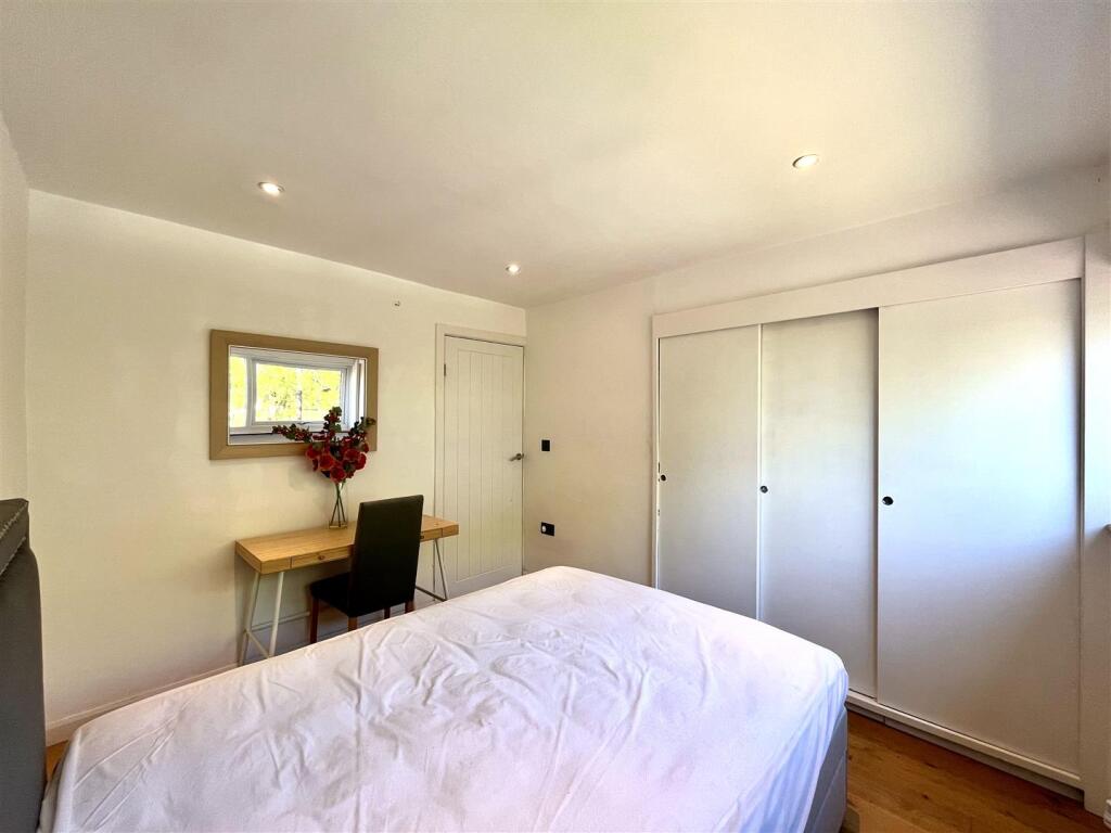 Bedroom 1 Aspect 3