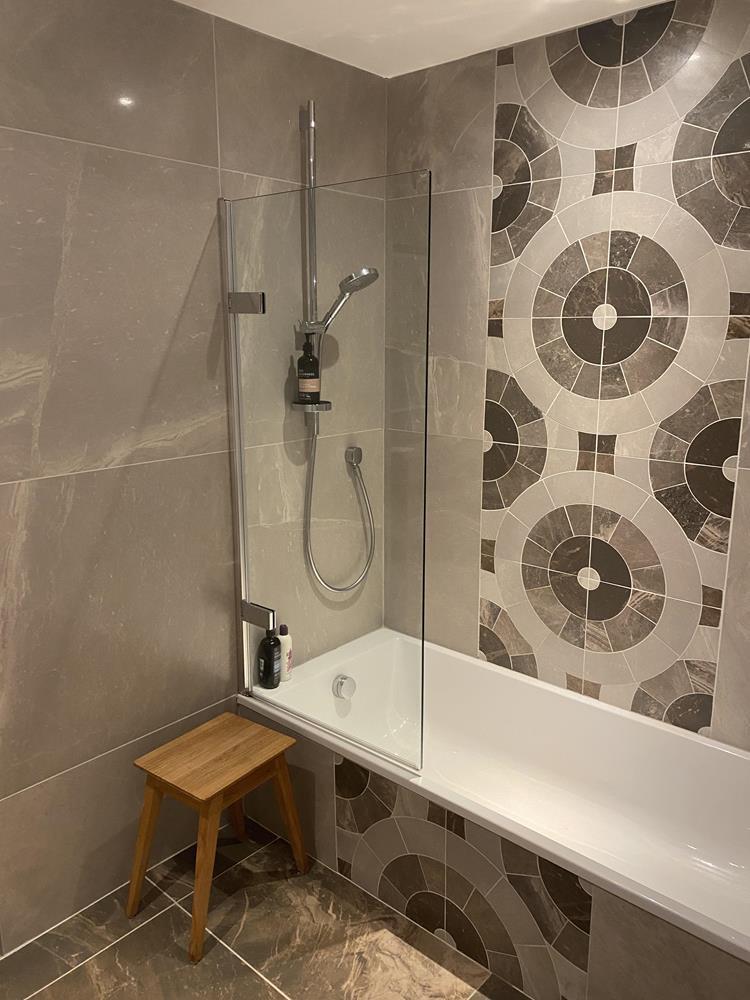 Bathroom_r