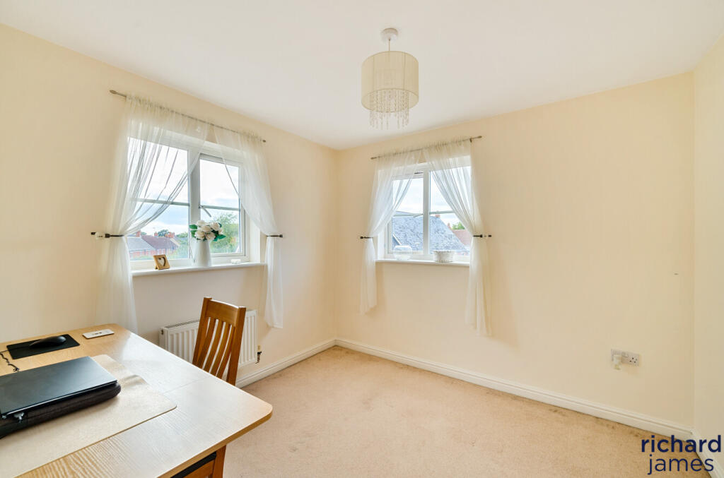 aff23389-5b88-4c0...