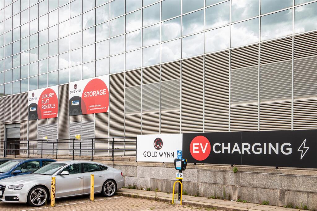 signage core c_1.jpg