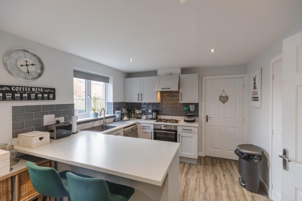 EWEMOVE HARTLEPOOL-3