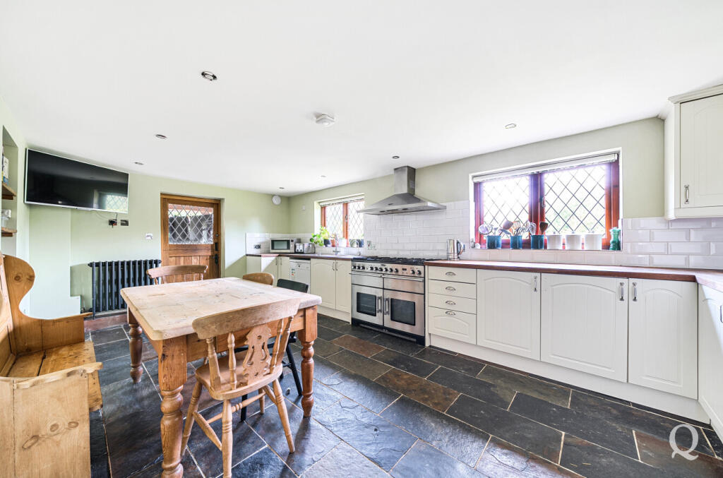 360756e3-4906-464...