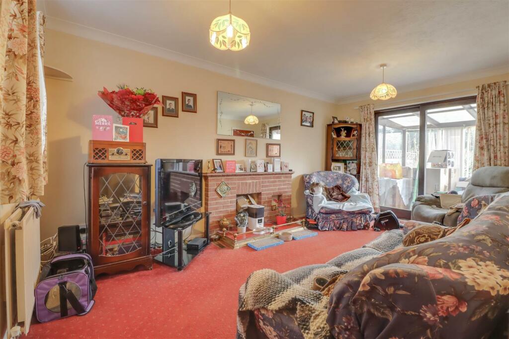 14 WOODBERRY ROAD-10.jpg