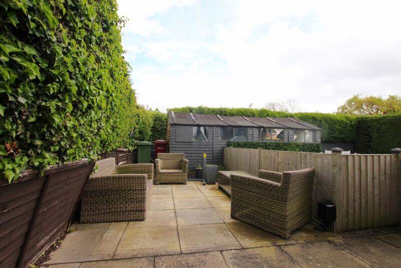 Annexe garden view 2