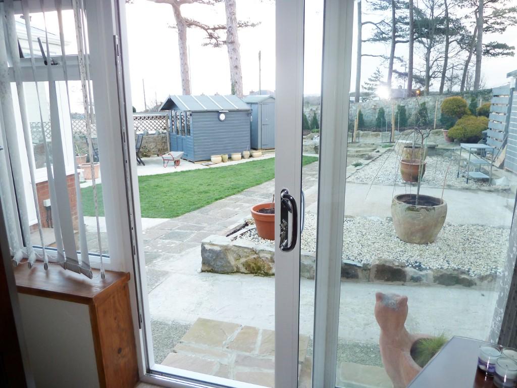 Patio door off Bed 1