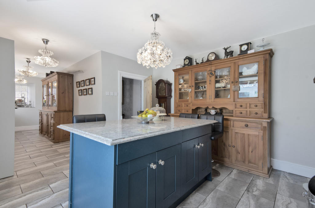Breakfast Room