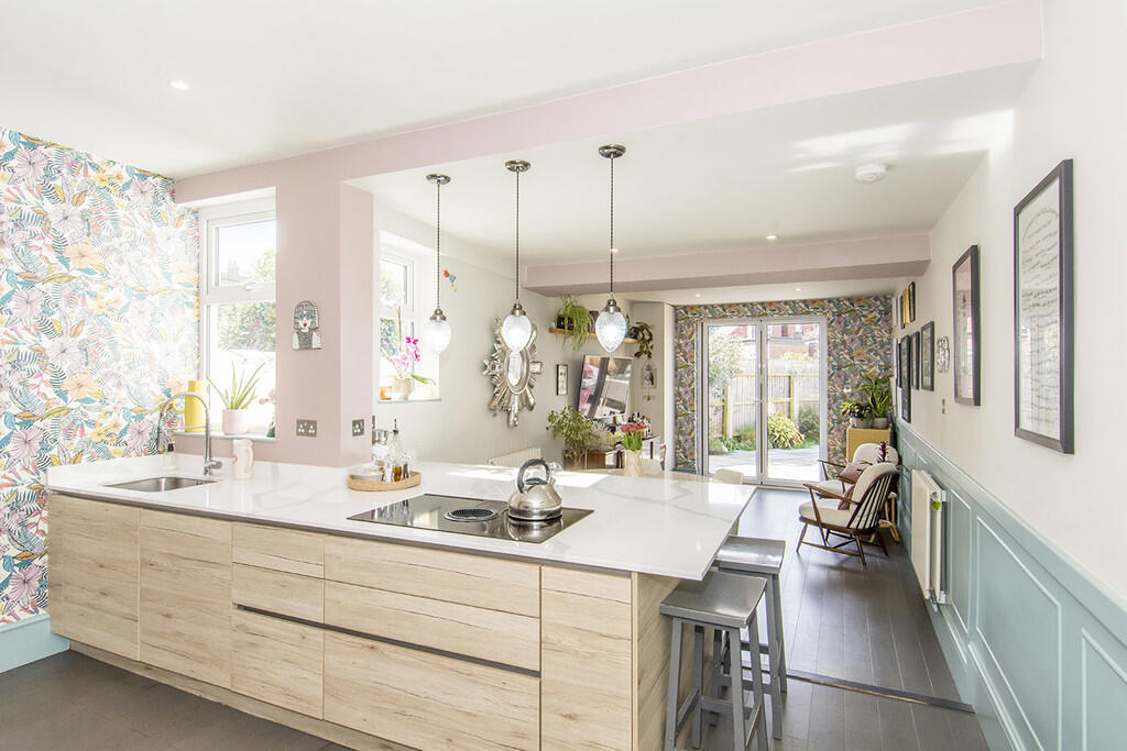 Kitchen/Dining/Li...