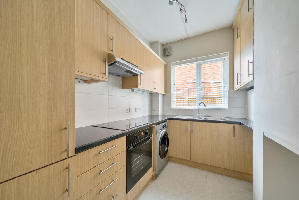 1376433-18-6911af...