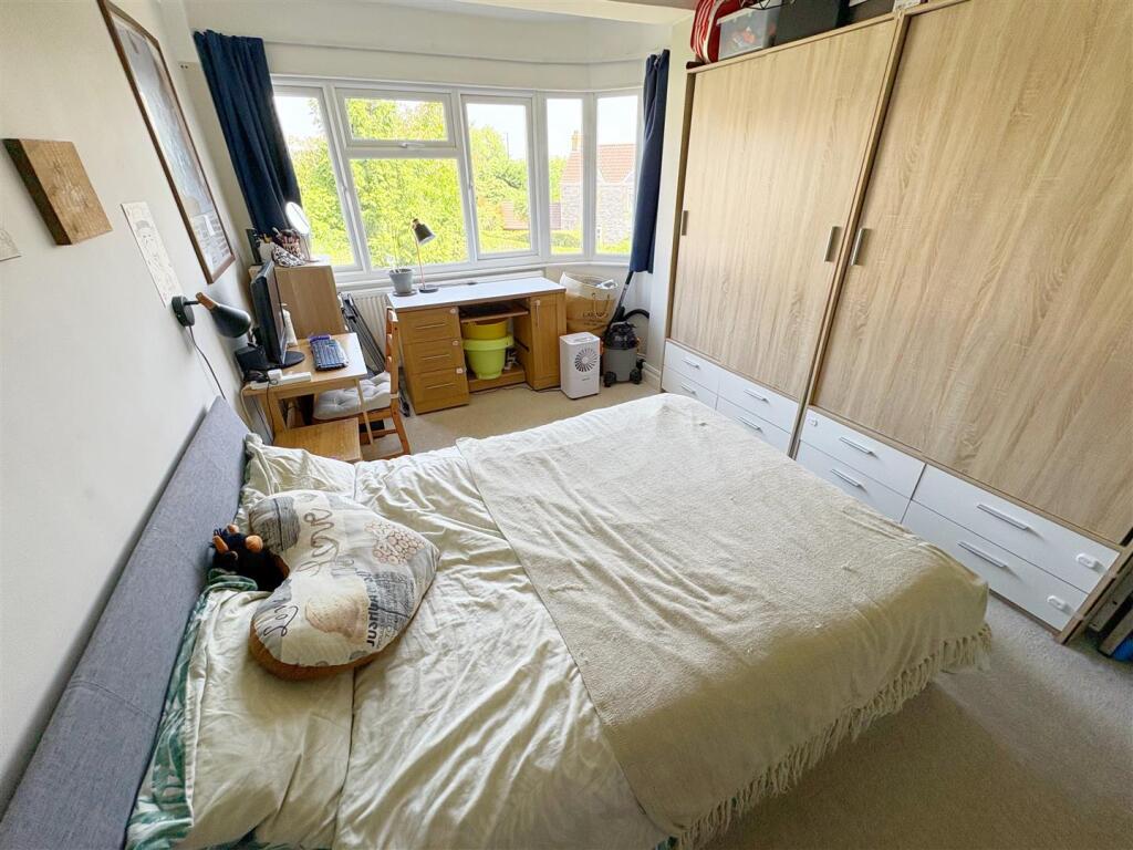 Bedroom One (8).jpg