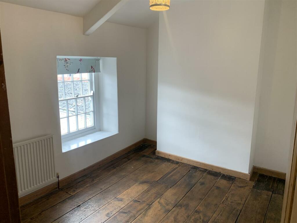 2nd Bedroom 2 18 Richmond.jpeg