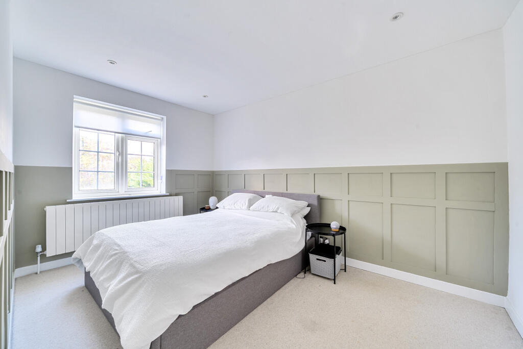 1348086-16-68b98f...