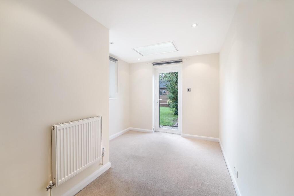 HAYMER GARDENS (15).jpg