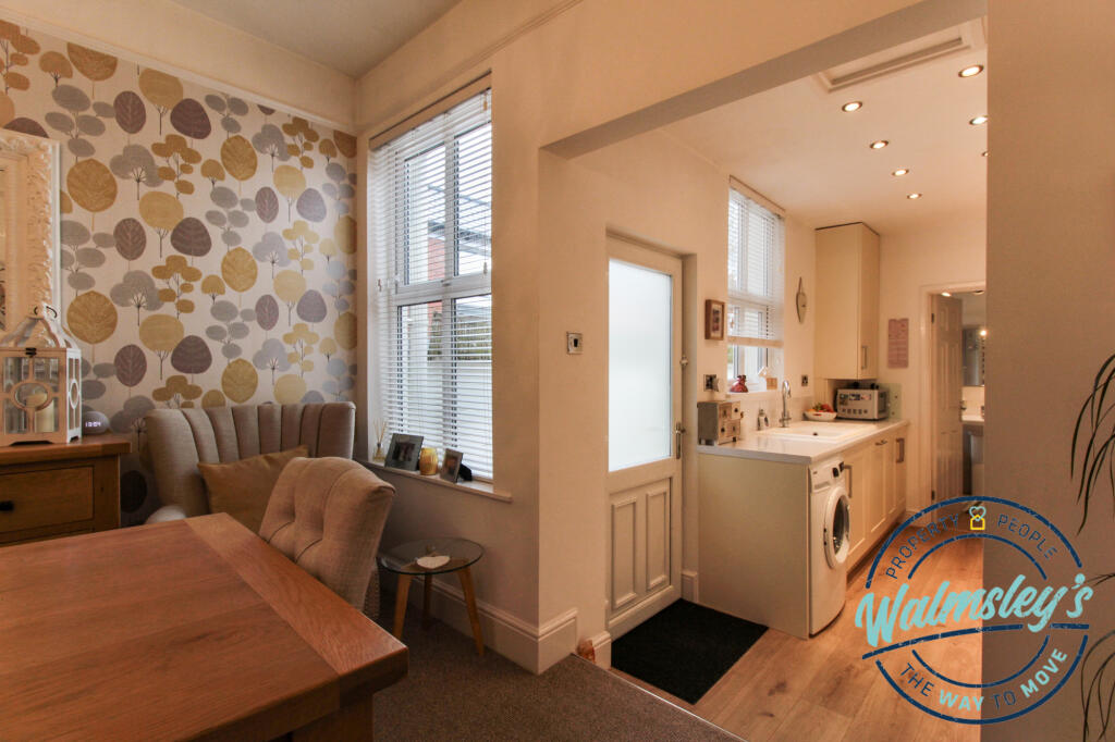 Dining room &amp; kitchen