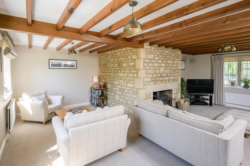 7 The Old Quarry GL7 5ND-Low Res-22.jpg