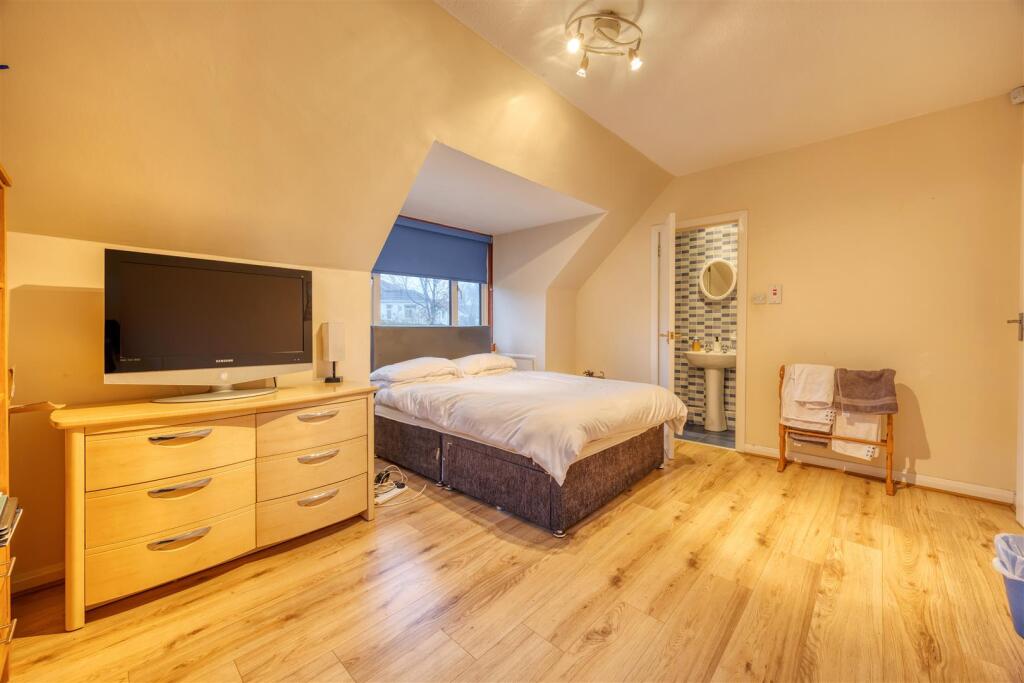 24_MUIRPARK_DRIVE_BISHOPBRIGGS_025.JPEG