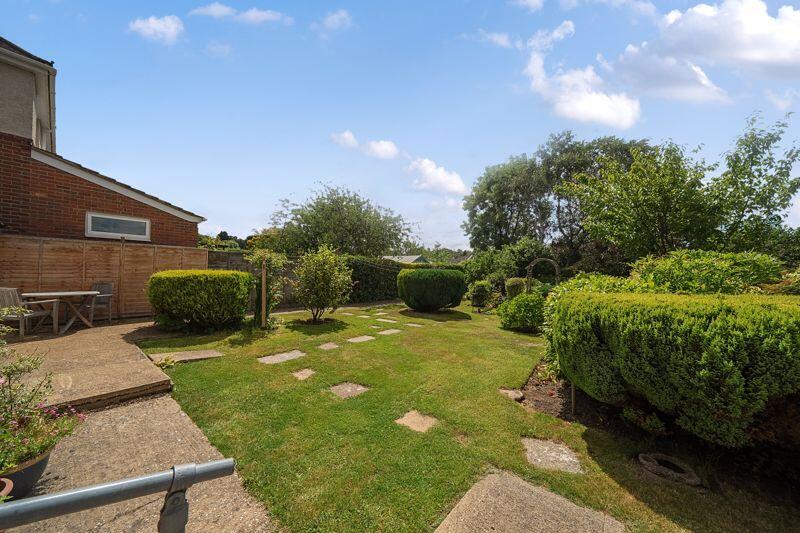 Sunny Gardens