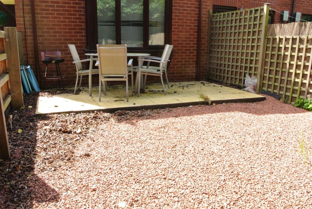 Garden area.JPG