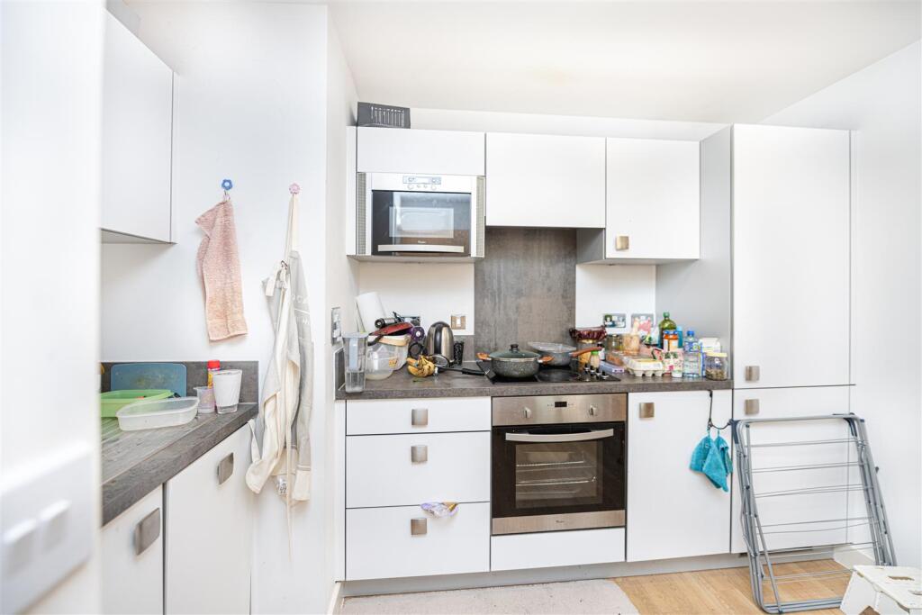 Kitchen      .jpg