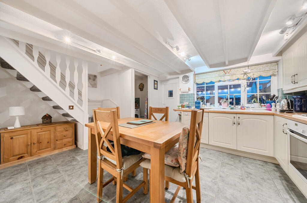 1375702-10-691266...