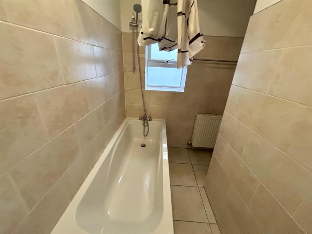 WhatsApp Image 2025-09-24 at 15.14.02_9aa262a6.jpg