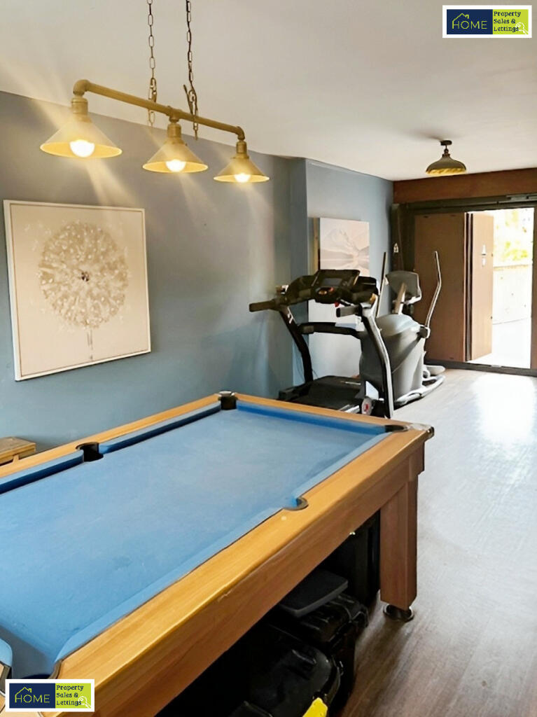 Garage/Family Room