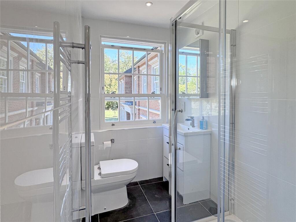 Annex Shower Room
