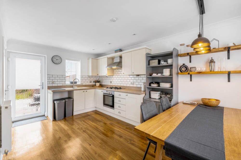 20 Eton Way (Boston)-17