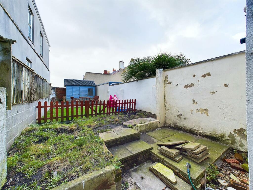 14 - Terraced House for Auction, Kingswood, Bristo
