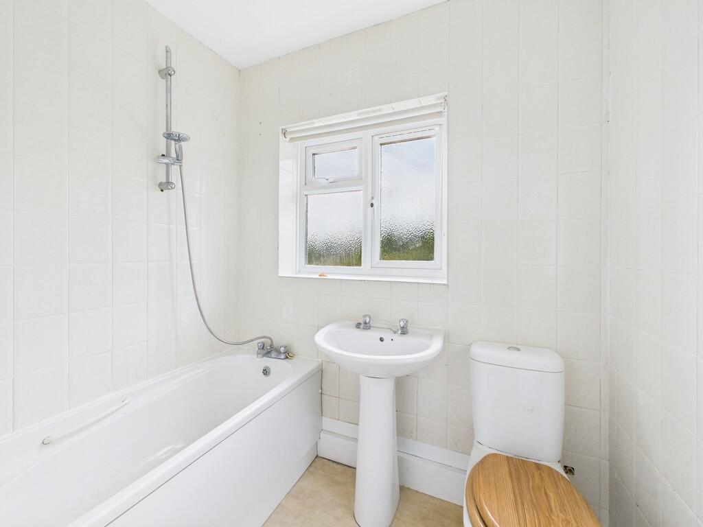 CAM04018G0-PR0325...