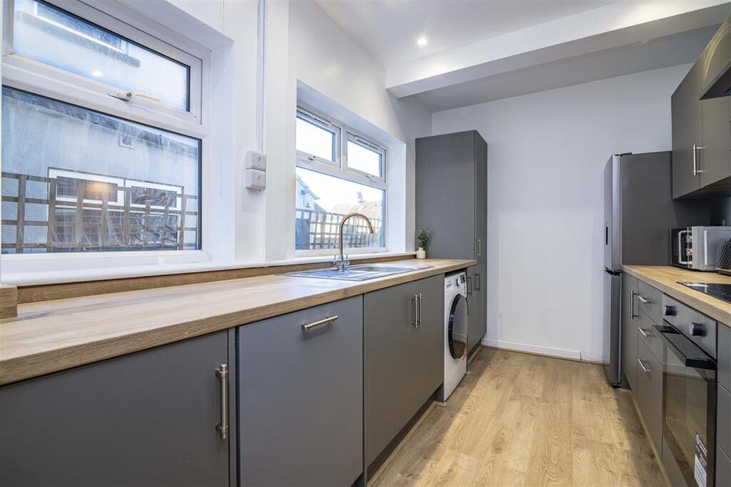 60RedcliffeRoad 21 of 24.jpg