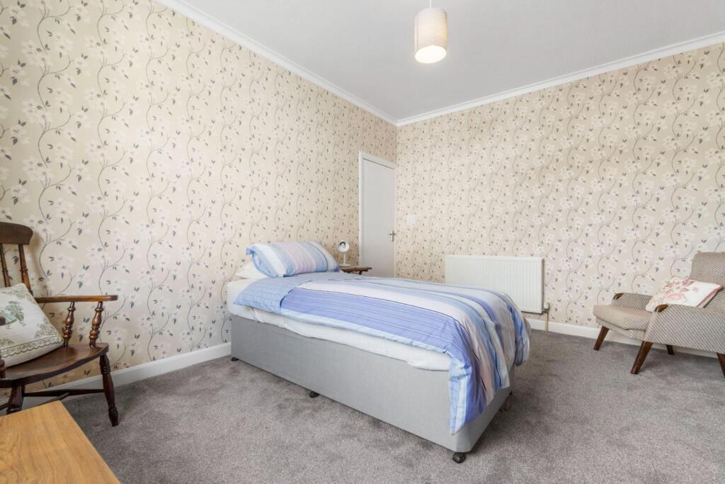 20_4 blytheswood crescent, largs  (18).jpg