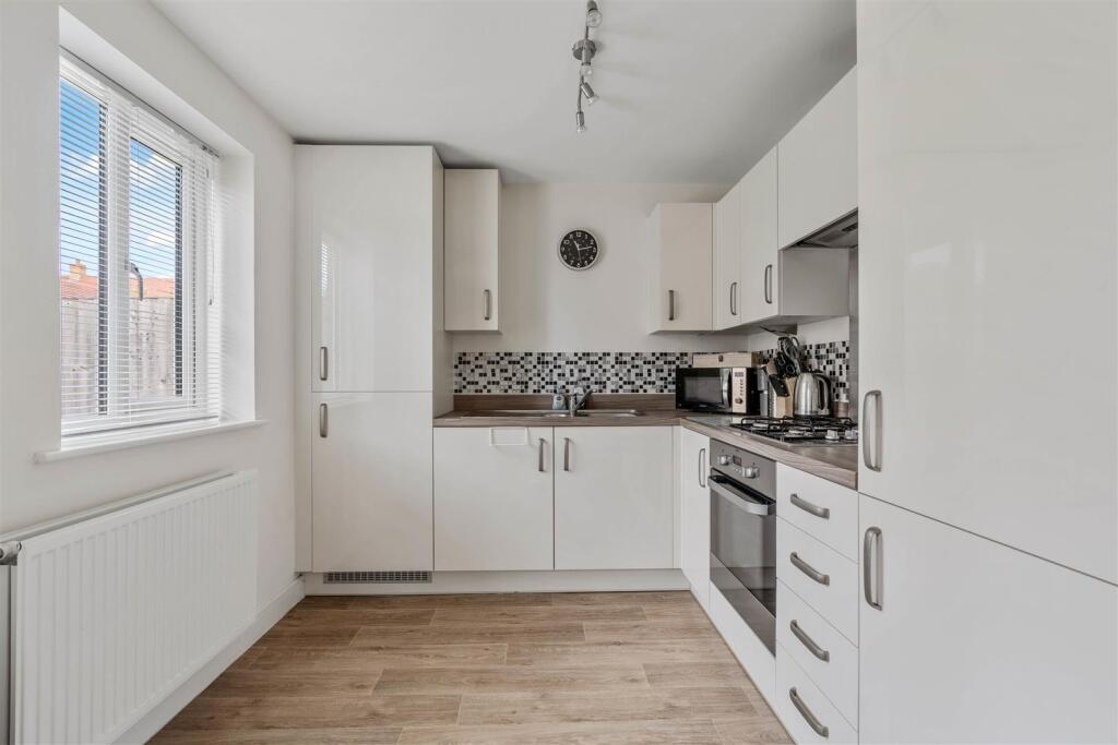 10 Tempest Close (10 of 25).jpg