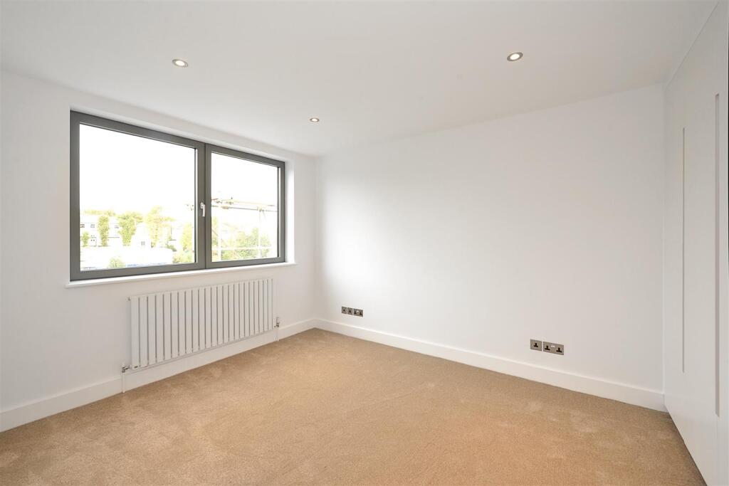 King HenryÆs Road-14.jpg