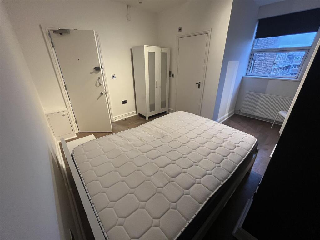 Room 5