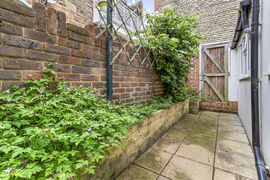 Gratwicke Road, 1,12 _012.JPG